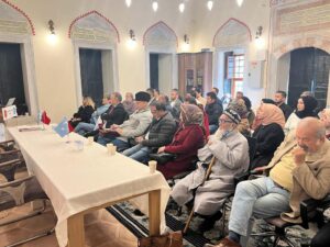 A258f125 601b 4f79 89d8 2de344266207 300x225